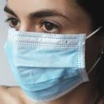 تصنيع كمامات طبية بكلية هندسة الطاقة جامعة أسوان