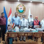 رئيس جامعة اسوان يجتمع : بفريق مشروع منح درجة ” دبلومة لطلاب الدراسات العليا فى التغييرات المناعية والقائمة على التعليم والتعلم الهجين
