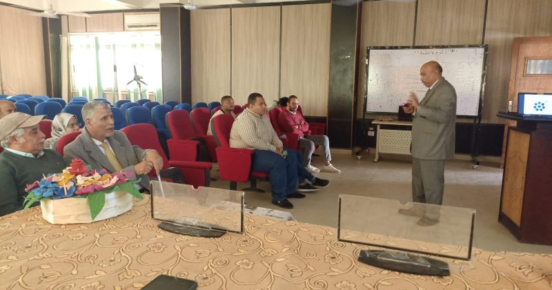 كلية الزراعة تنظم ندوة عن الأمن والسلامة المهنية في المعامل